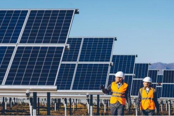 Photovoltaic फ्यूज सामग्री अंतर और भेद